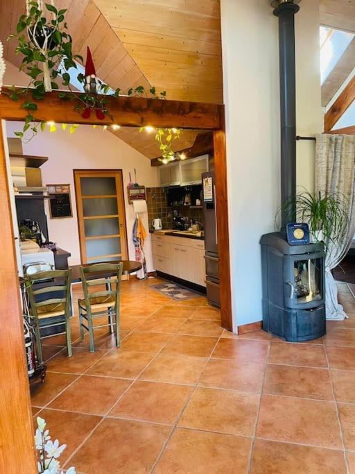B&B Le Sourire Du Lac Севрие Экстерьер фото
