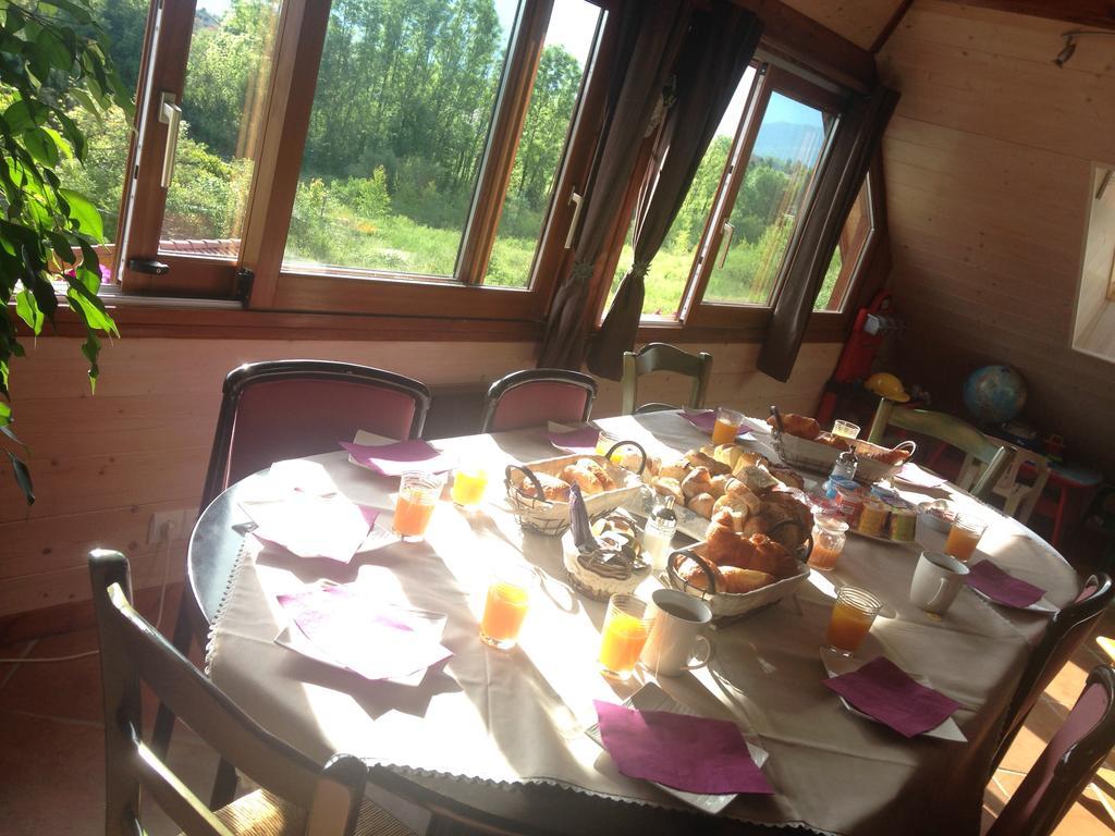 B&B Le Sourire Du Lac Севрие Экстерьер фото